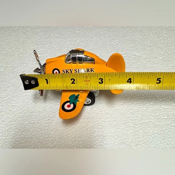 Vintage Style Toy Airplane Set - Orange and Yellow
